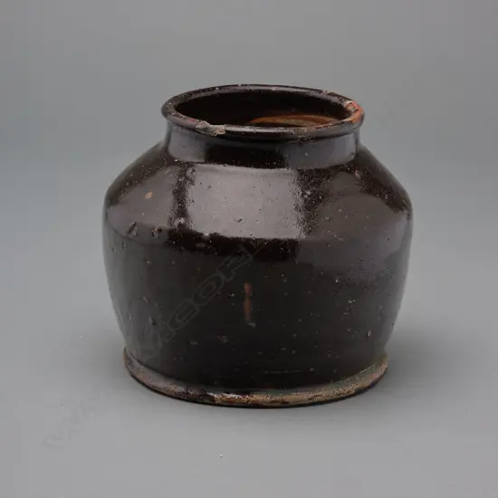 Stoneware jar - China,